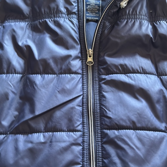 American Rag Puffer Vest Removable Hood Size M - Picture 9 of 12